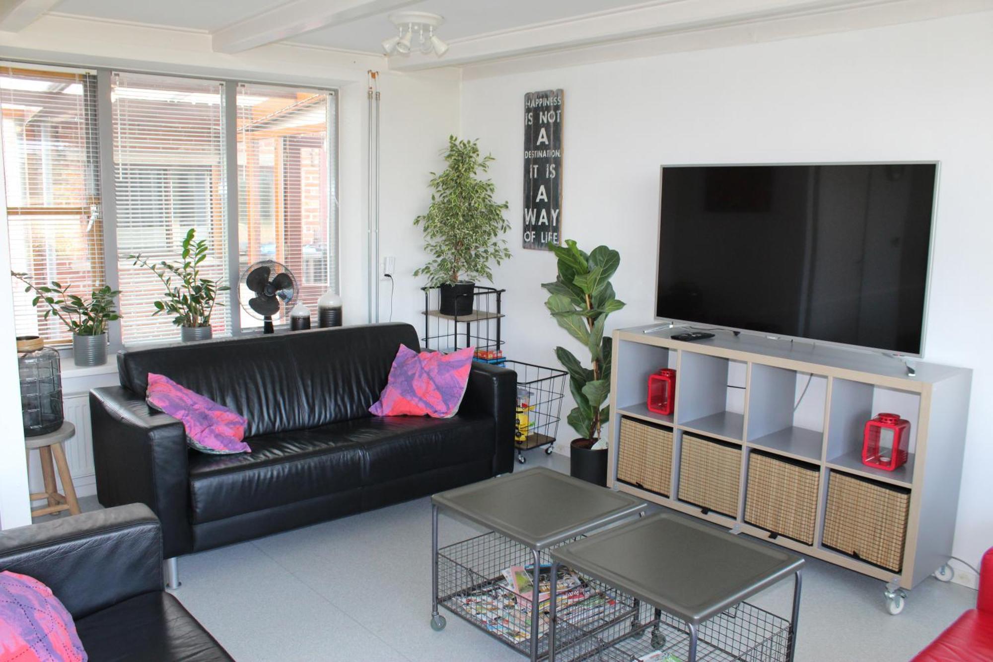 Вілла Vrijstaande Ruime Familiewoning Landelijk Gelegen Lewedorp Екстер'єр фото